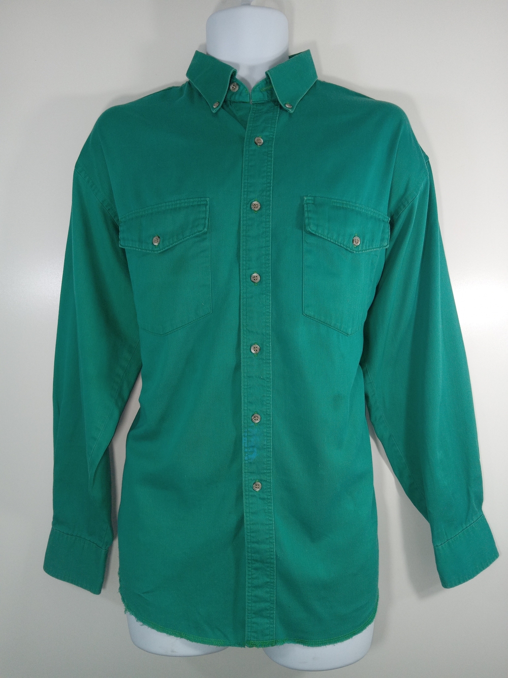 Men's Green Long-Sleeve Button-Down Shirt Distressed